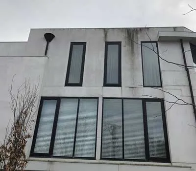 dcd54f_ccedfb2d34df480a9ce1fc9e244be844~mv2 Façade cleaning before